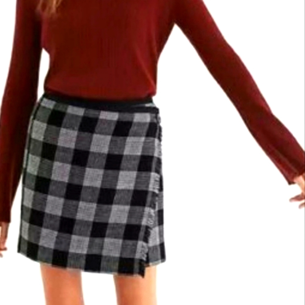 Madewell Plaid Button Academy Wrap Wool Blend Fringe Mini Skirt 2
